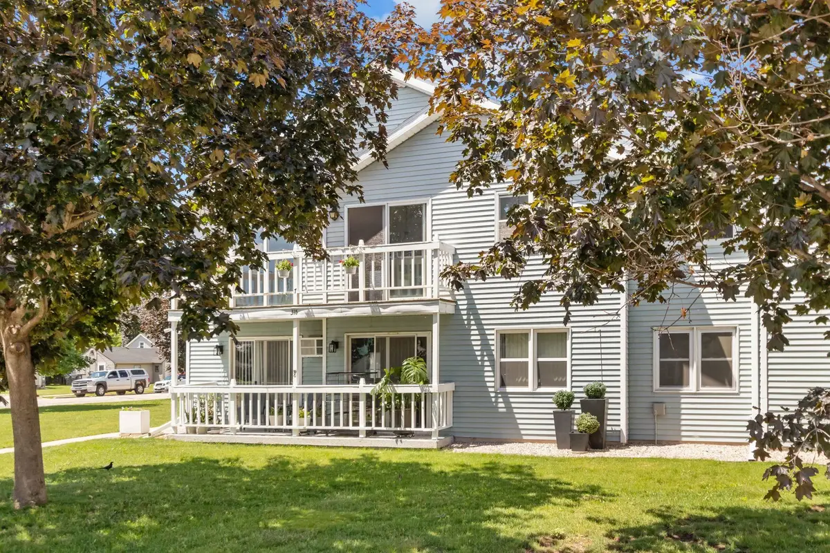 315 Harrison Street #7, Neenah, WI 54956-2484 - #1