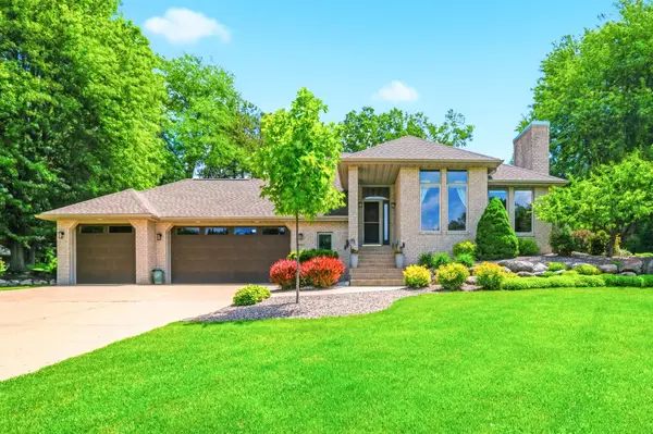 4000 Buckeye Way, GREEN BAY, WI 54311