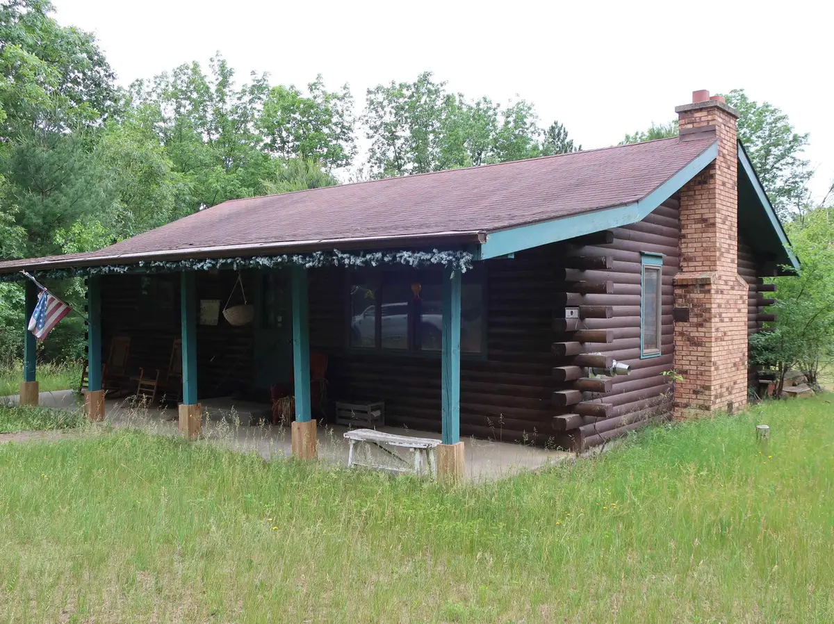 N7255 24th Lane, Waupaca, WI 54981 - #1