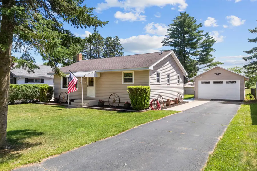 510 N Fulton Street, Princeton, WI 54968 - #3