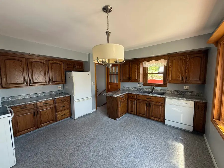 235 S Rosera Street, Lena, WI 54139 - #3