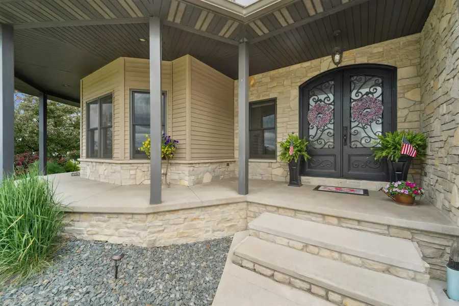 W9071 Black Otter Court, Hortonville, WI 54944 - #3