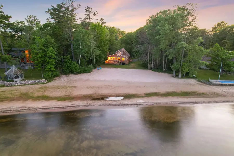 4 Northwood Cove, Menominee, MI 49858 - #2