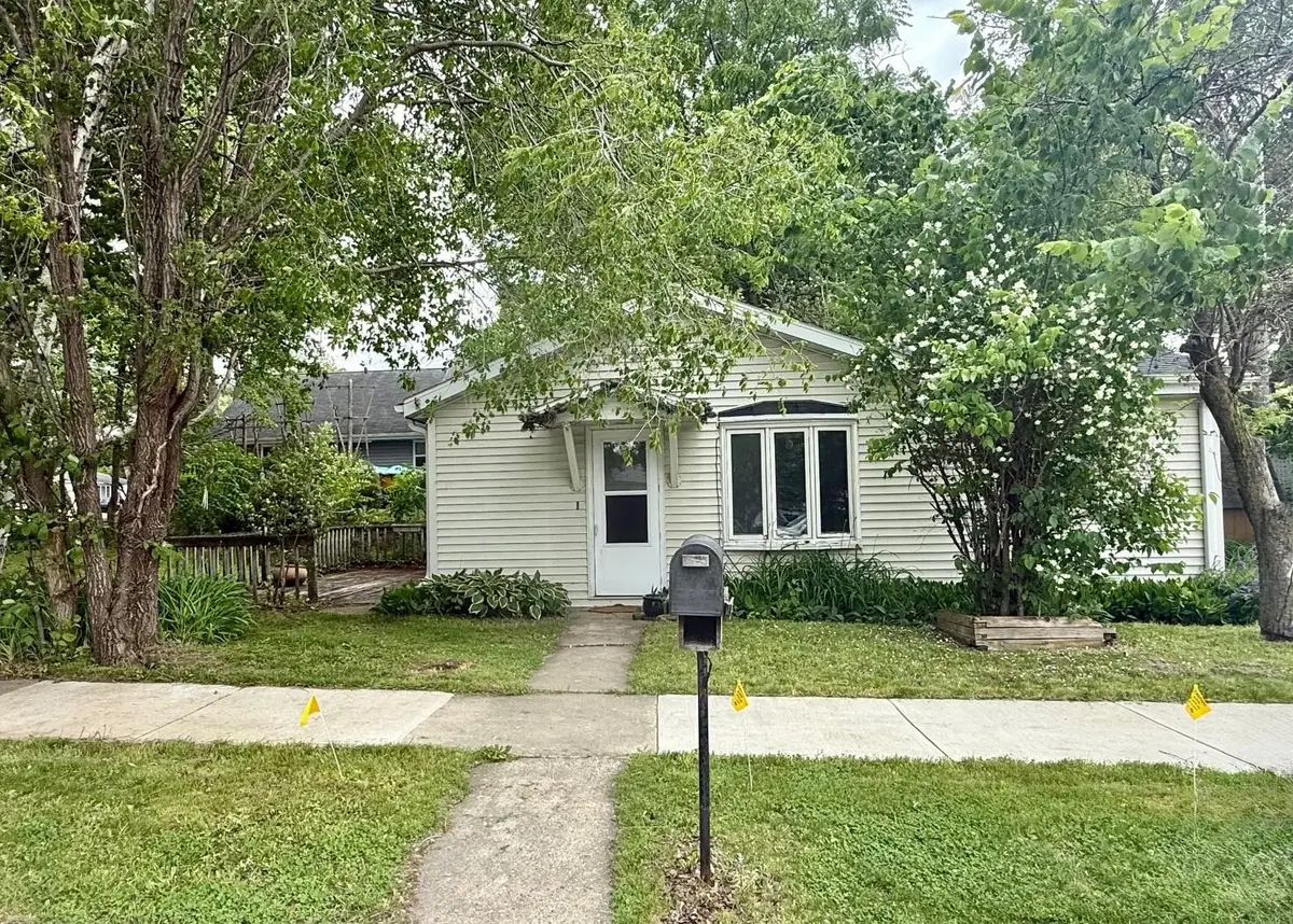 2056 Newberry Avenue, Green Bay, WI 54302-3363 - #1