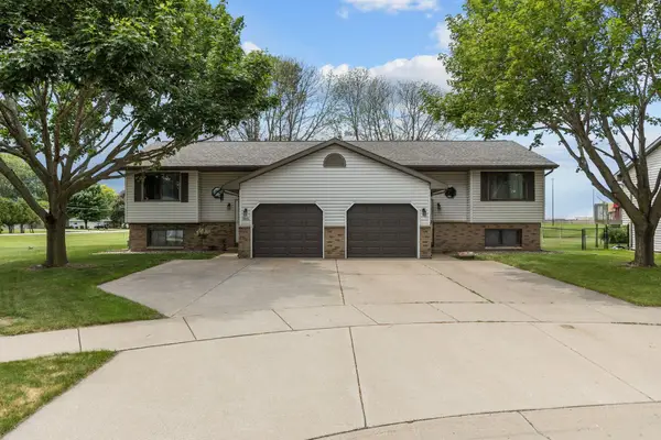 3735 Western Court, OSHKOSH, WI 54901
