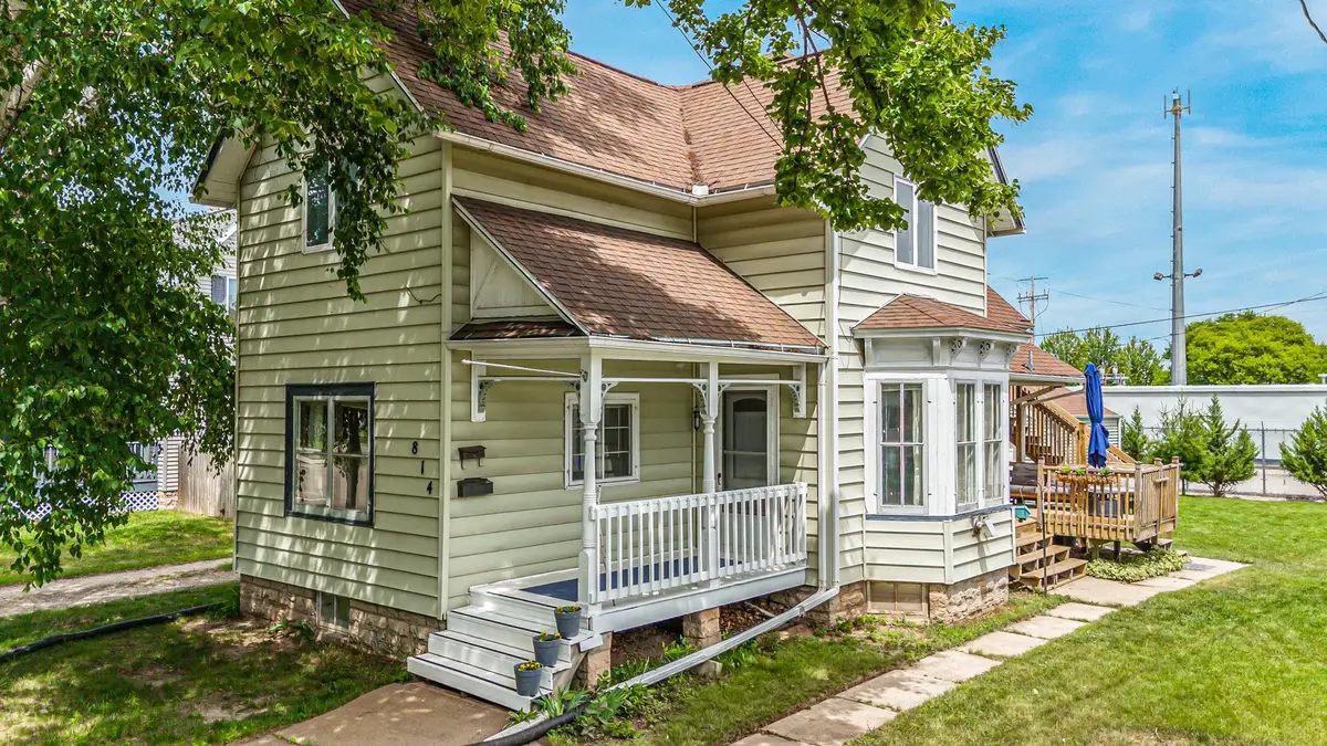 814 N Drew Street, Appleton, WI 54911 - #1