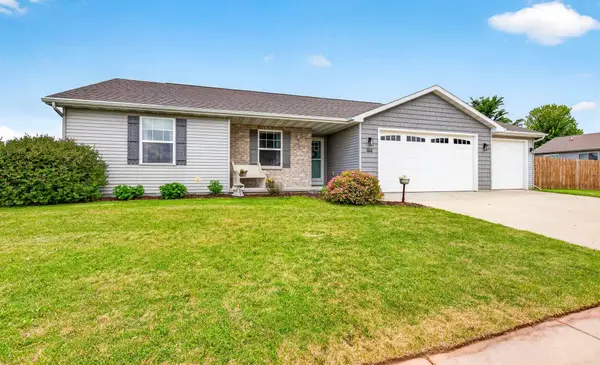 503 Rusch Drive, COMBINED LOCKS, WI 54113-1430
