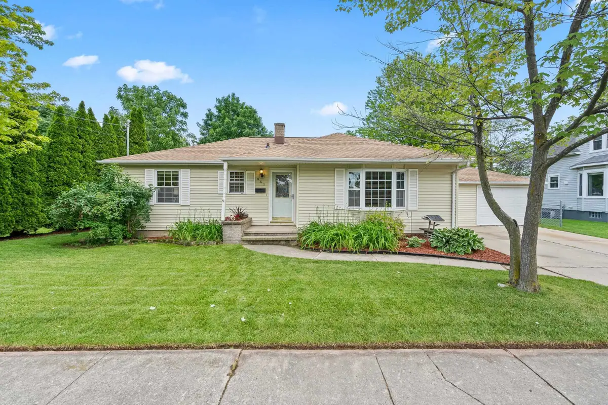 841 Sheboygan Street, Menasha, WI 54952 - #1