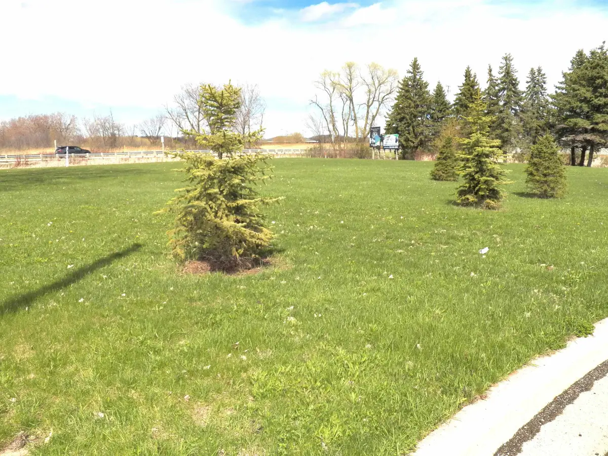 201 West Haven Court #8, Luxemburg, WI 54217-0000 - #1