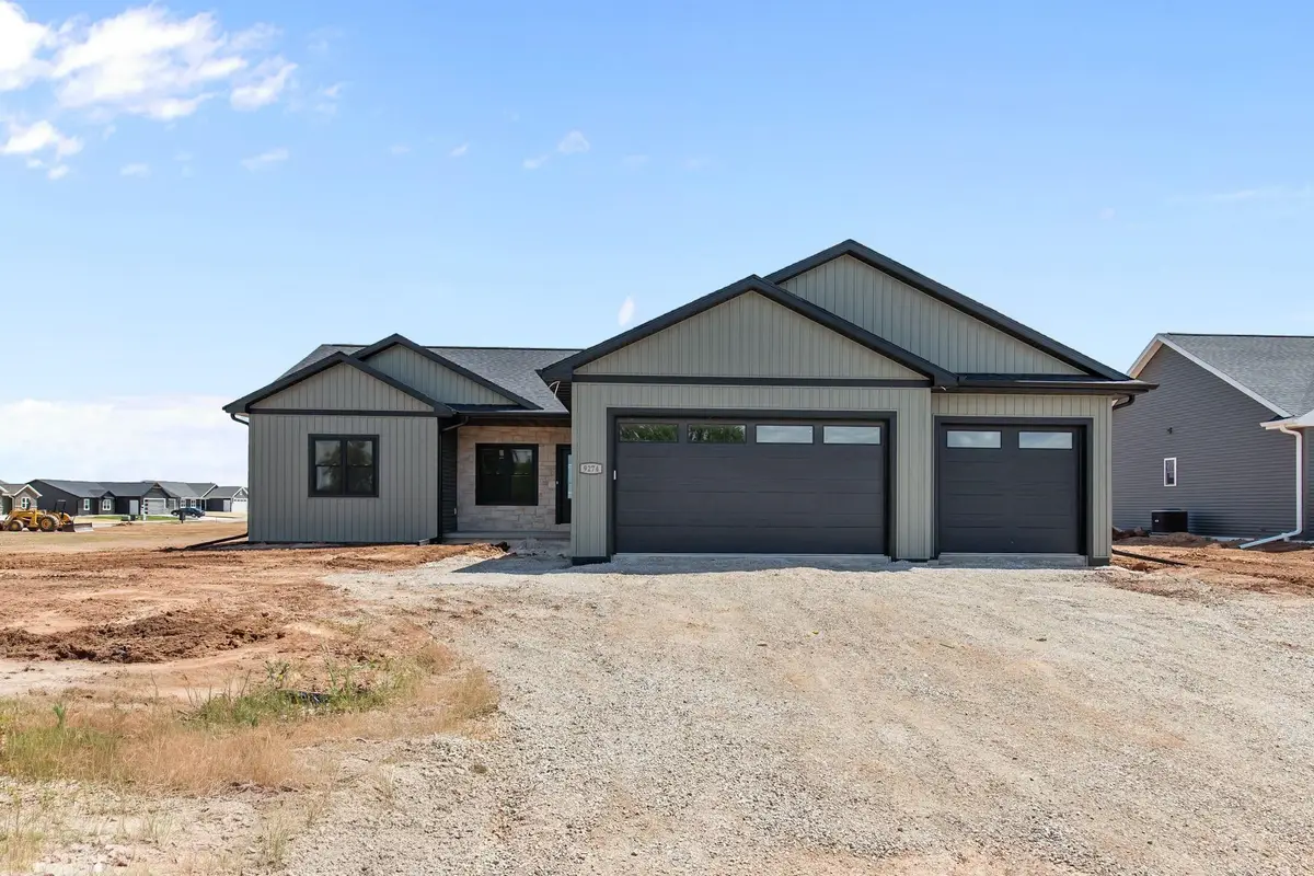 N9274 Homestead Lane, Appleton, WI 54915 - #1