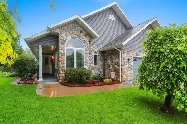 74 Shore Drive, CLINTONVILLE, WI 54929-0000