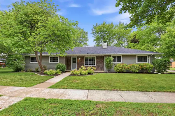 2900 E Lourdes Drive, APPLETON, WI 54915-3935