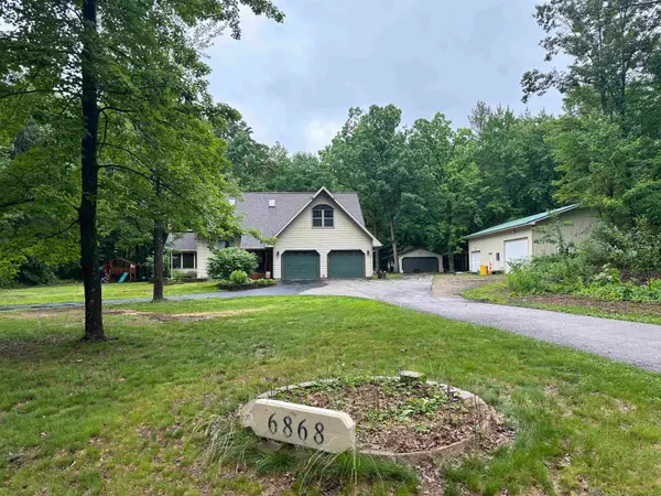 6868 Oconto River Shores Lane, OCONTO FALLS, WI 54154