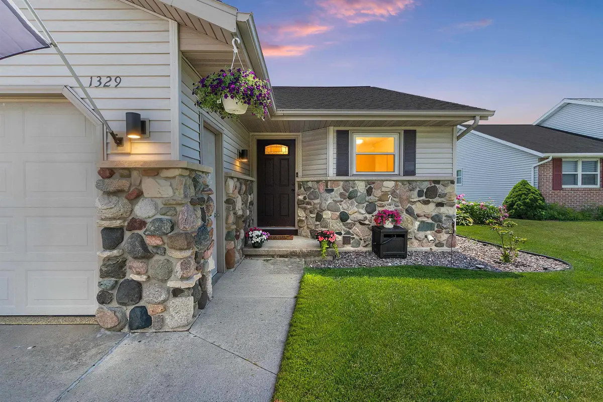 1329 S Franco Court #2, De Pere, WI 54115-3816 - #1