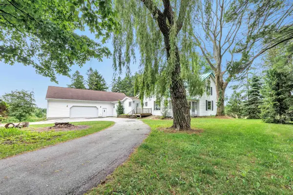 N8938 Wolf River Drive, ALGOMA, WI 54201