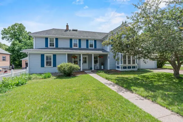 27 9th Street, CLINTONVILLE, WI 54929-1535
