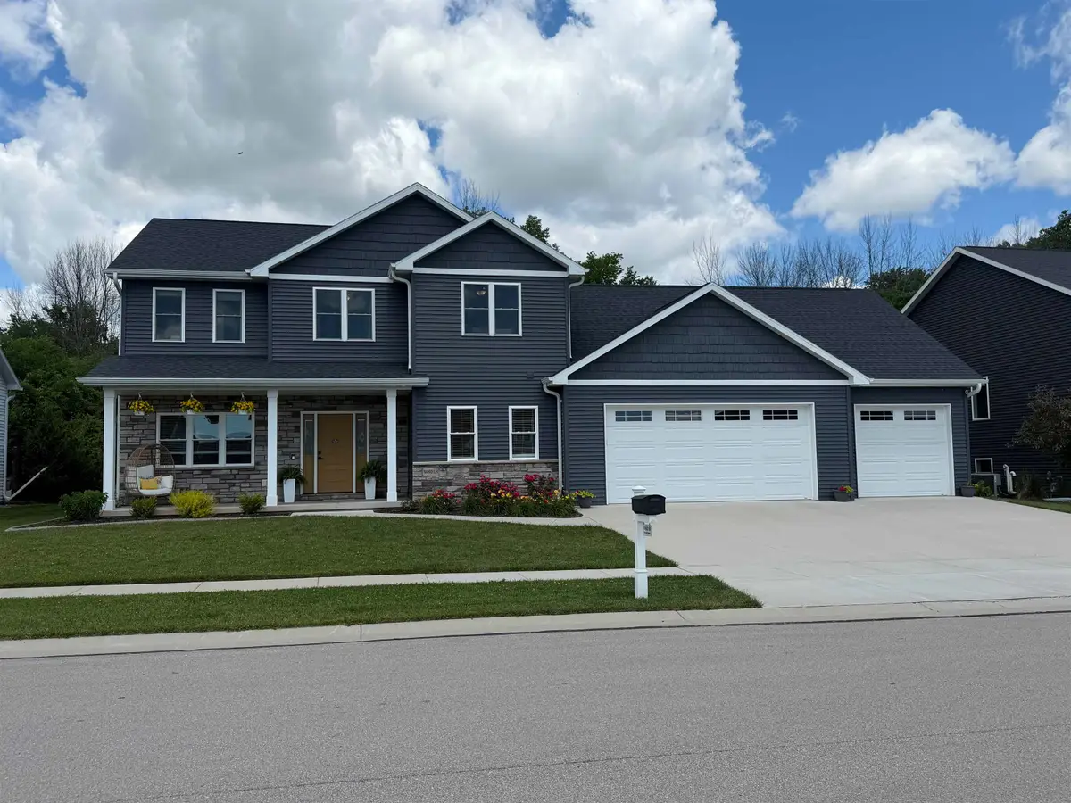 W6018 Ryford Street, Menasha, WI 54952 - #1