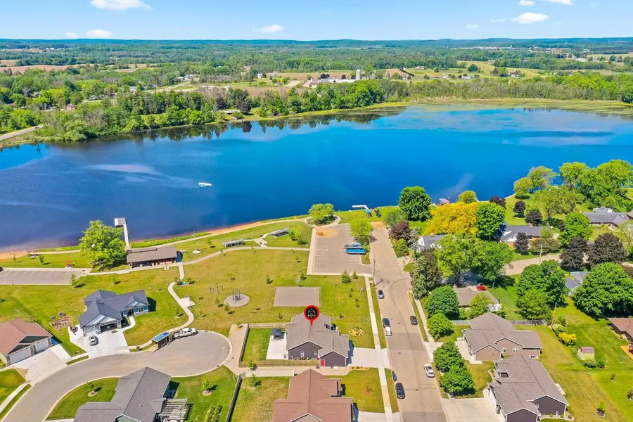 606 W 3rd Street, Shawano, WI 54166 - #3