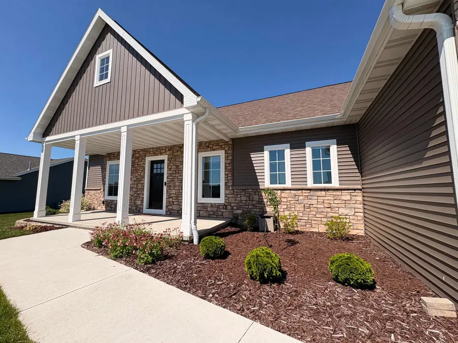 N929 Quarry Rim Road, Hortonville, WI 54944 - #2