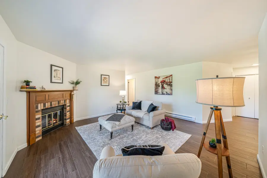 2510 Village Lane #A, Oshkosh, WI 54904 - #3