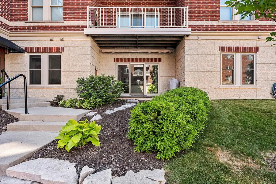 118 S Washington Street #114B, Green Bay, WI 54301-0000 - #2