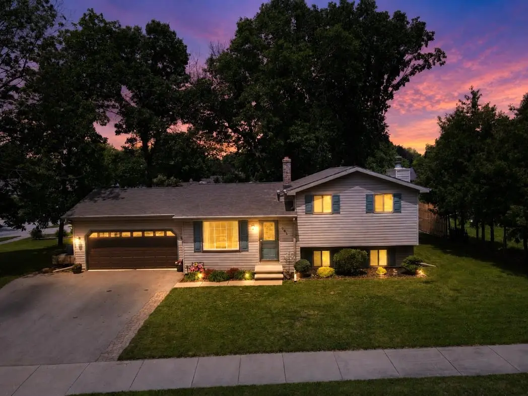 701 Woodland Drive, Kaukauna, WI 54130 - #1