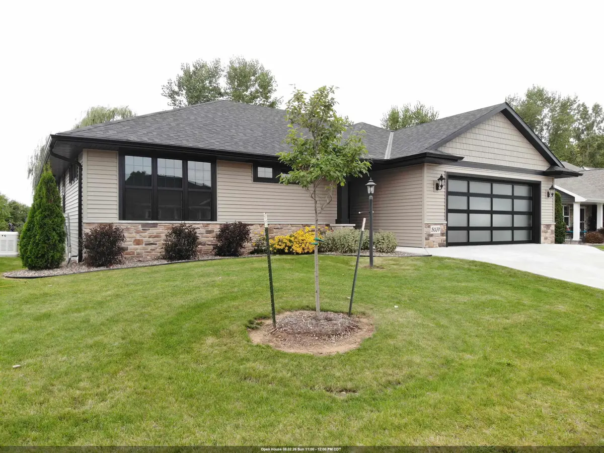 5039 N Milkweed Trail, Appleton, WI 54913 - #1
