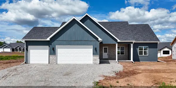 8329 Marlo Avenue, NEENAH, WI 54956