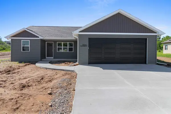 1920 Southland Lane, NEW LONDON, WI 54961