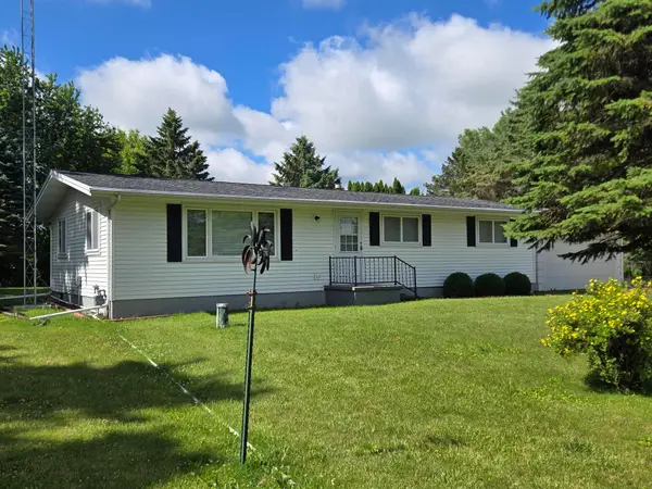 4535 Hickory Heights Avenue, OSHKOSH, WI 54904-9077