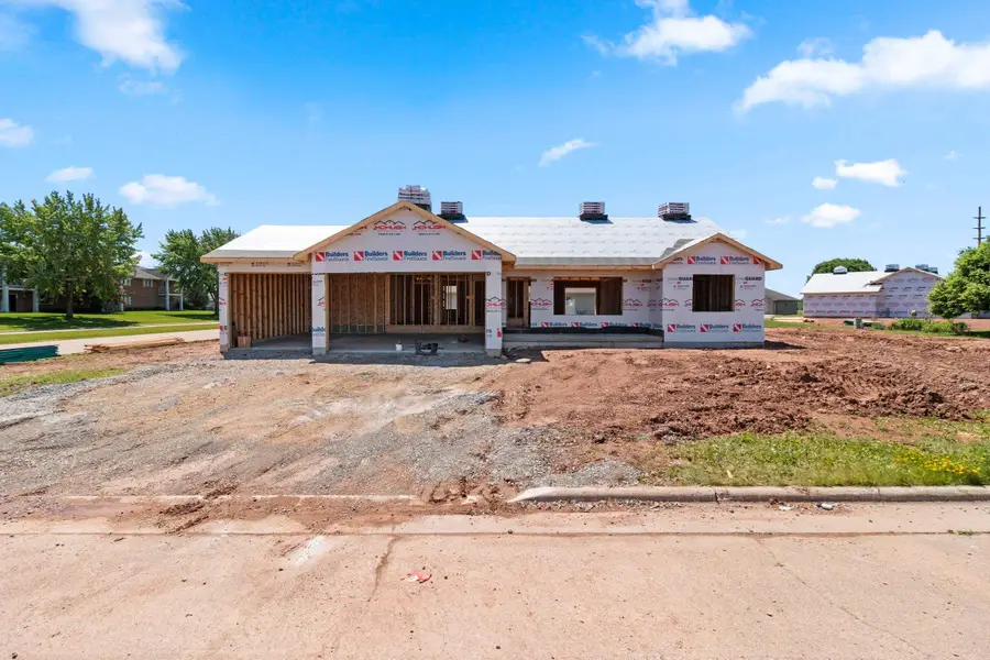 530 Willow Court, New London, WI 54961 - #2