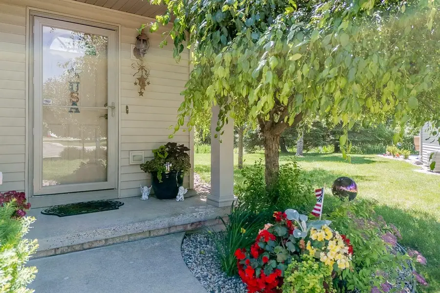 4731 Westbrook Court, Appleton, WI 54913-7975 - #2