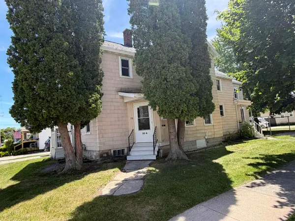 30 E 10th Street, FOND DU LAC, WI 54935-5015
