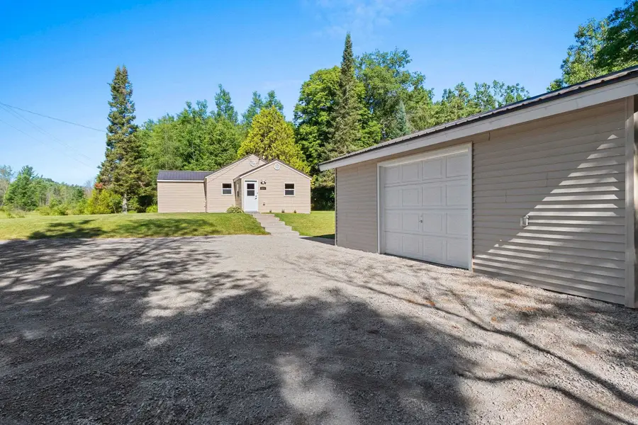 W6850 State Hwy 64, Pound, WI 54161 - #3
