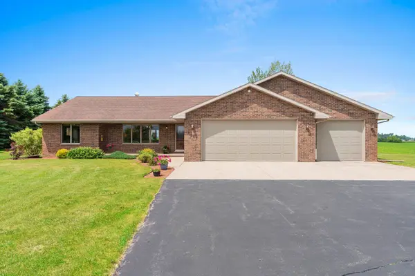 2847 Stump Road, NEW FRANKEN, WI 54229