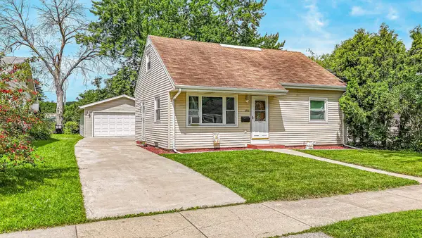 180 Denhardt Avenue, NEENAH, WI 54956
