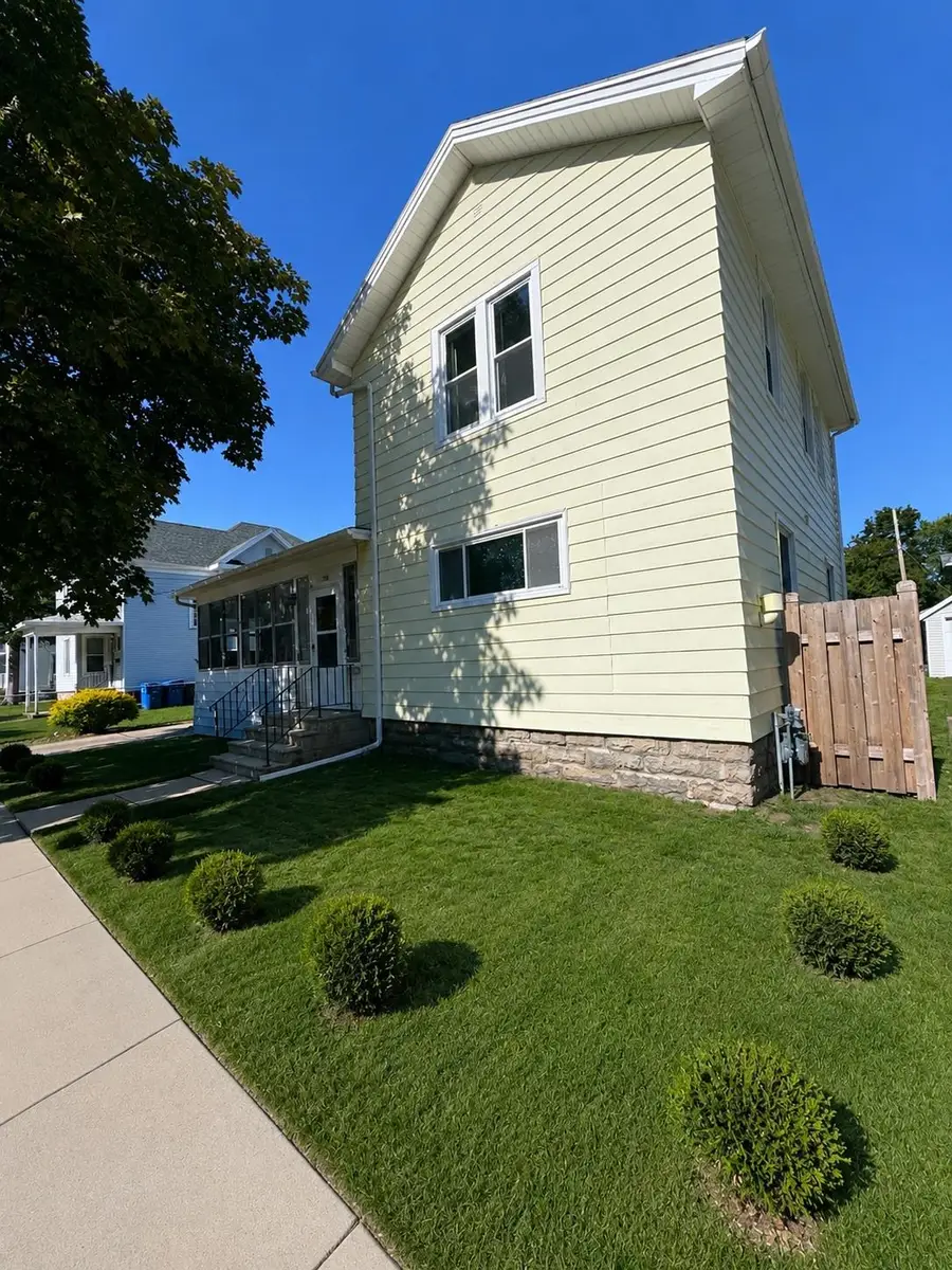 722 Wright Street, Oshkosh, WI 54901 - #2