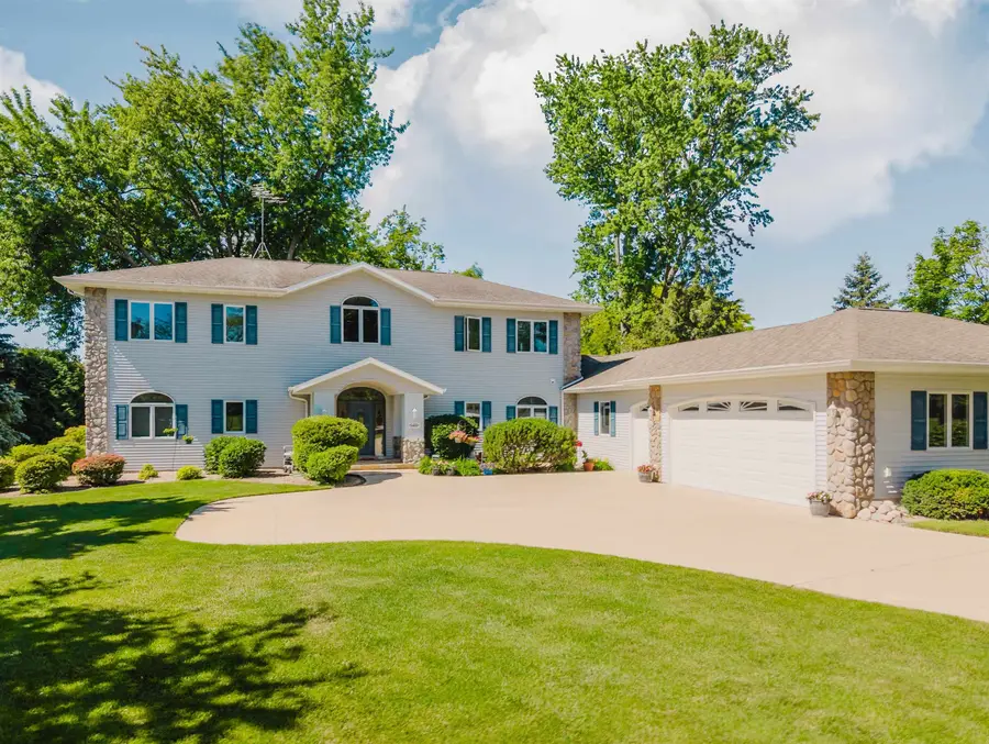 5457 Nickels Drive, Oshkosh, WI 54904-9530 - #2