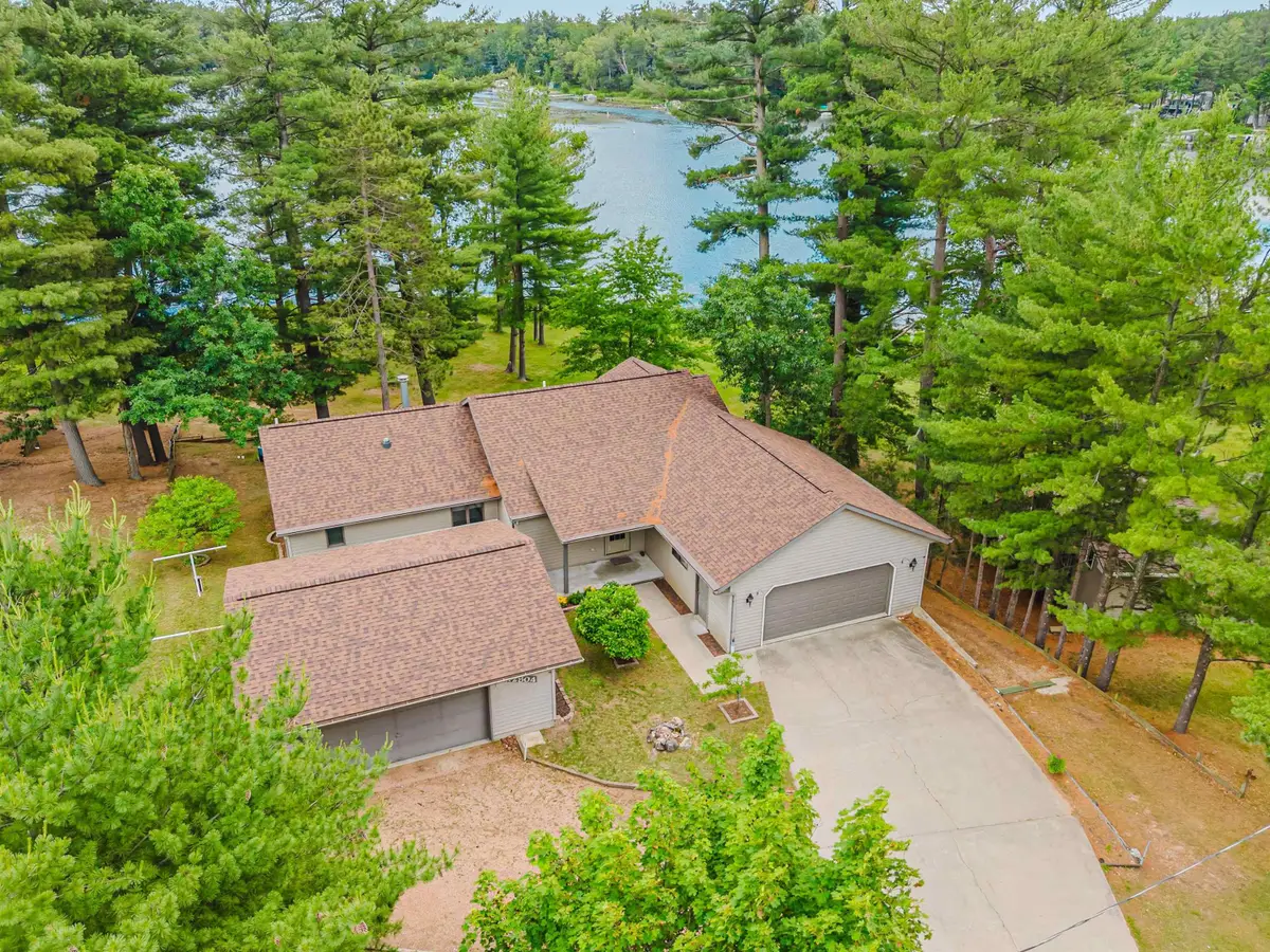 N2804 County Road Y, Clintonville, WI 54929 - #1