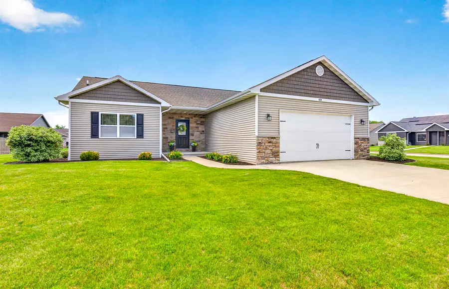 1579 Lone Oak Drive, Neenah, WI 54956 - #2
