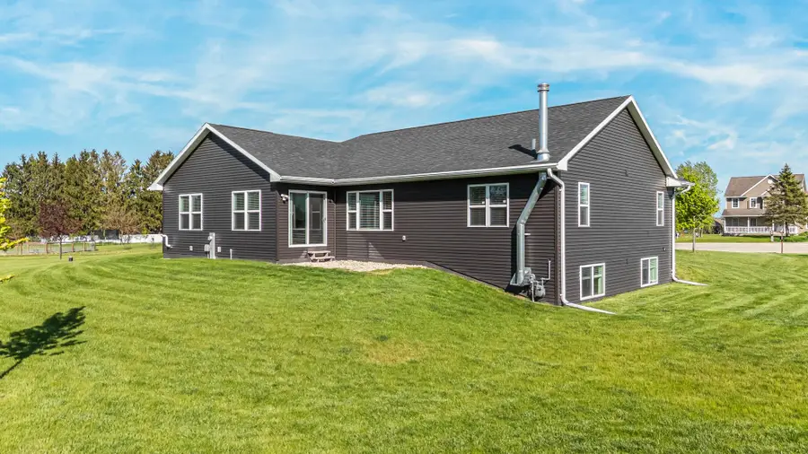 5412 Wildwood Court, Winneconne, WI 54986 - #3