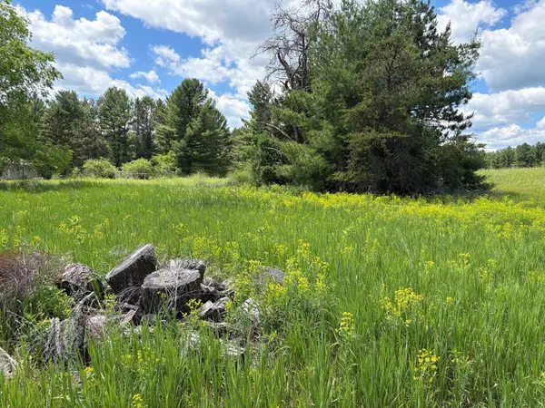 N Greenview Lane #2, CRIVITZ, WI 54114