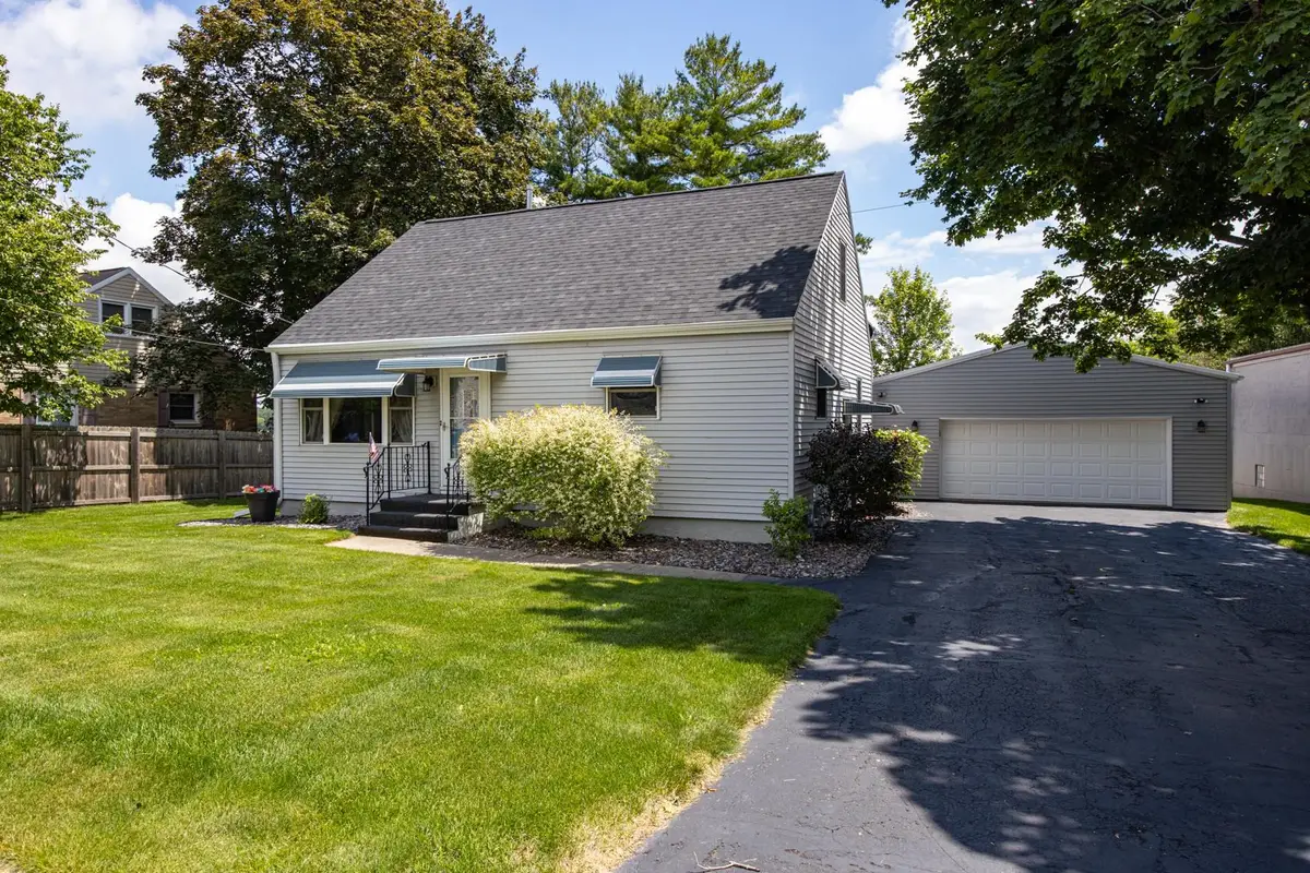N4216 County Road E, Freedom, WI 54130 - #1