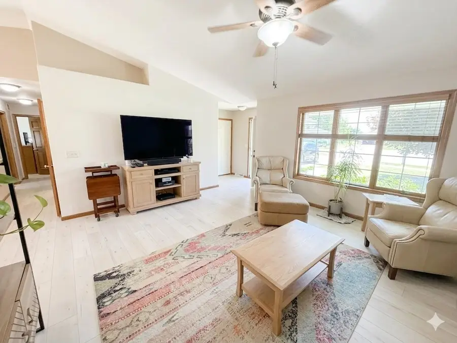 737 Konnor Court, Omro, WI 54963 - #3