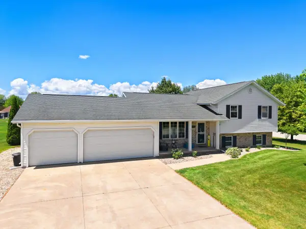 N9443 Handel Drive, APPLETON, WI 54915