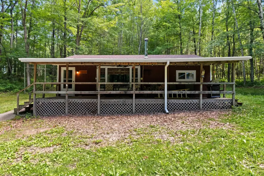 E559 Indian Valley Road, Waupaca, WI 54981 - #2