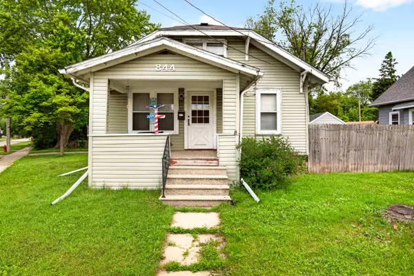 844 Appleton Road, MENASHA, WI 54952-2448