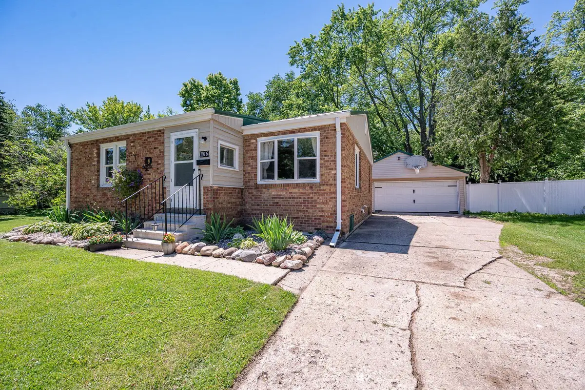 1016 S 7th Street, De Pere, WI 54115 - #1