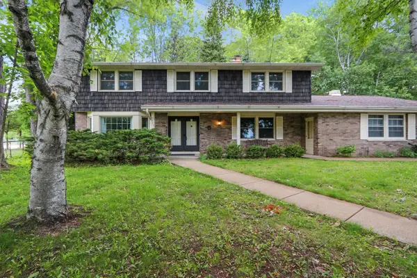 535 Avon Court, GREEN BAY, WI 54302-4201