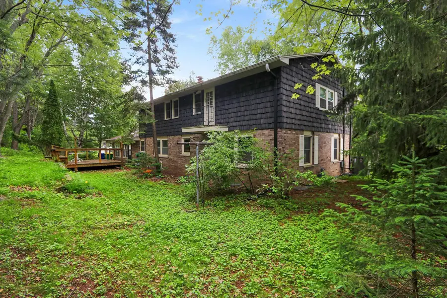 535 Avon Court, Green Bay, WI 54302-4201 - #2